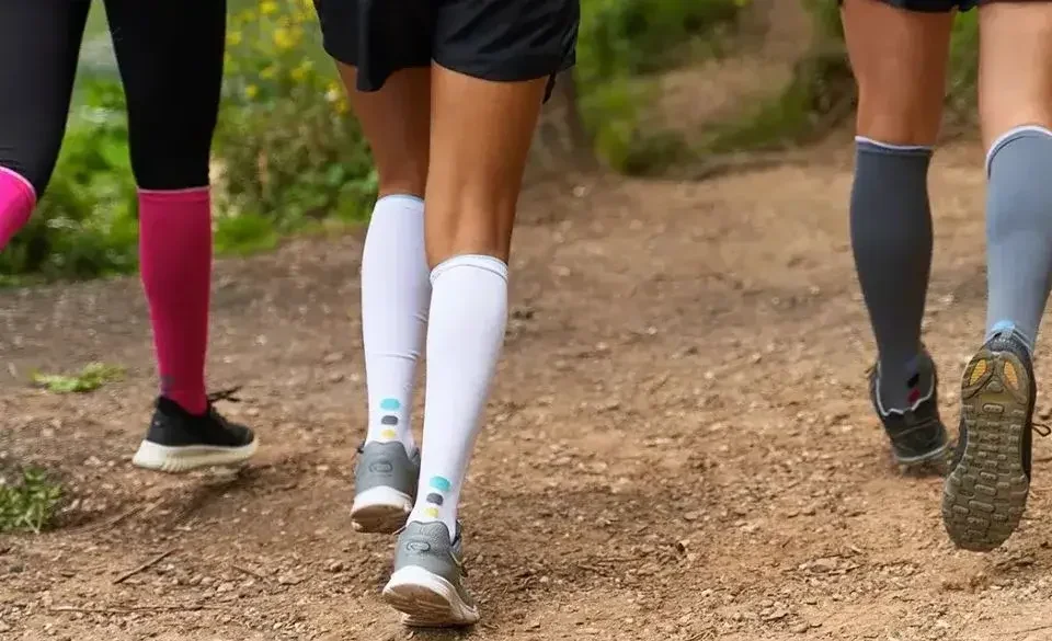 compression socks for beginner trail runners benefits