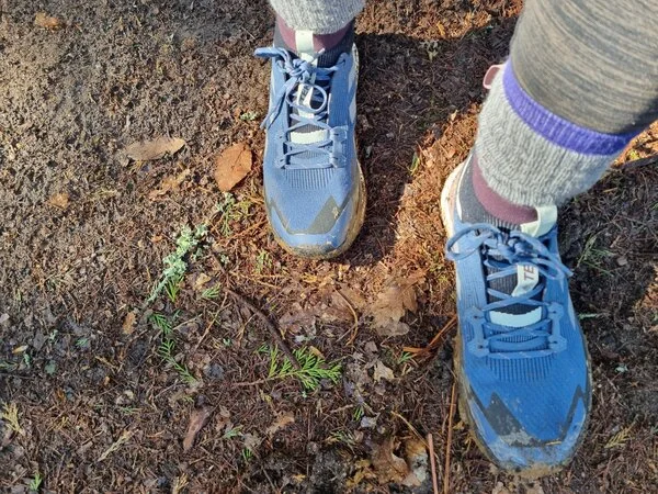 10 Ways To Prevent Blisters When Hiking Long Distances - Evesfit